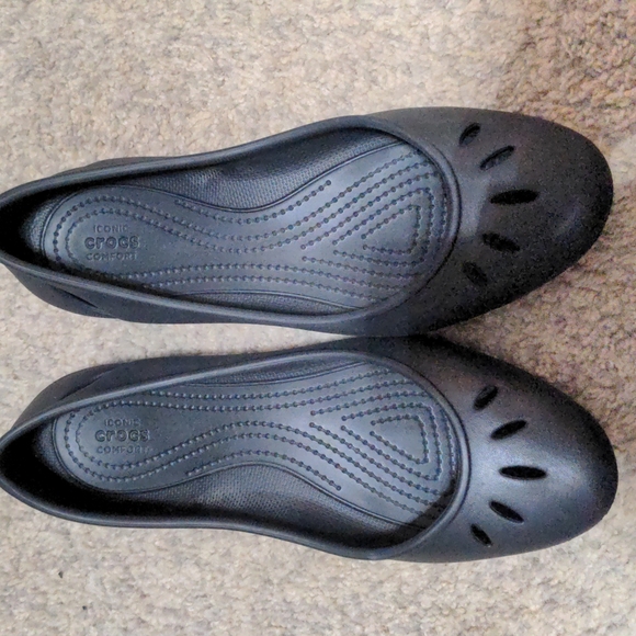 Crocs Kelli Black Flats Size 10 Like New! - Picture 4 of 11